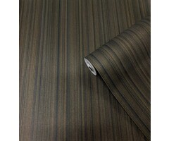 Behang met metallic streepeffect