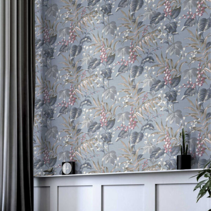 Behang met bladeren en bloemen