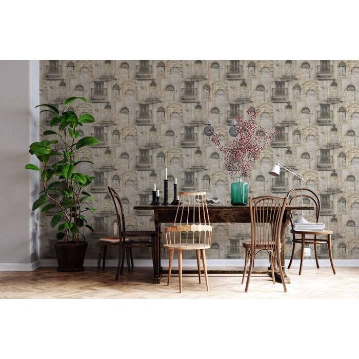 Behang met oude deuren