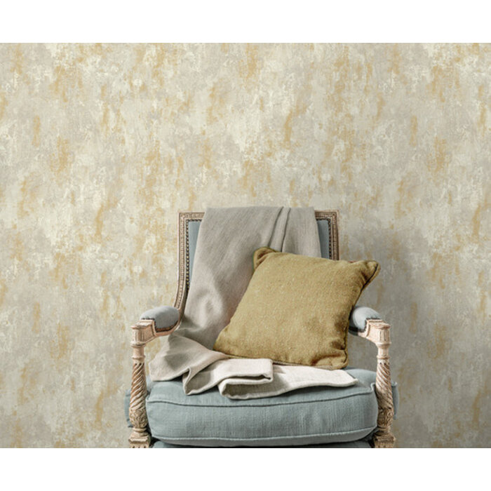 Level Two- Giornata beige