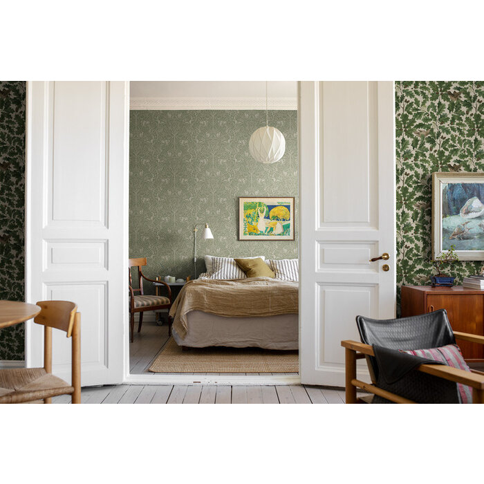 2046 Under the Elder Tree