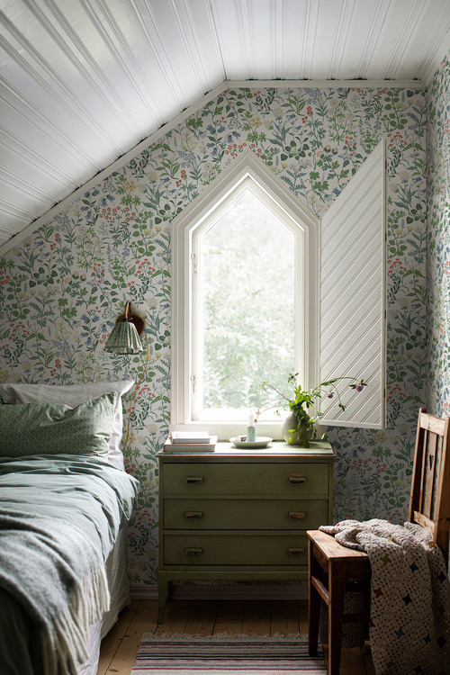 4180 Flora