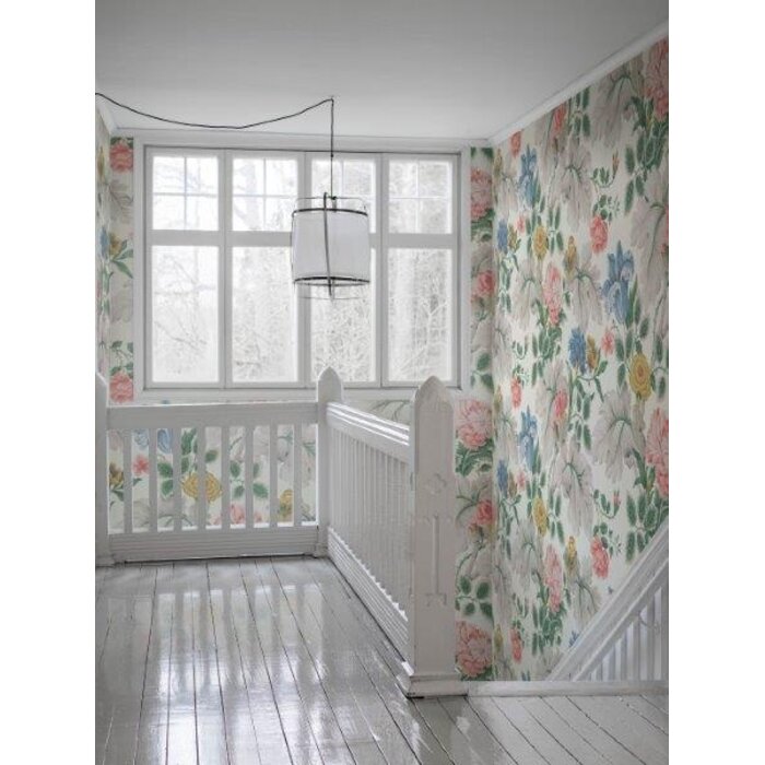 In Bloom design 7236 – Carnation Garden Mural