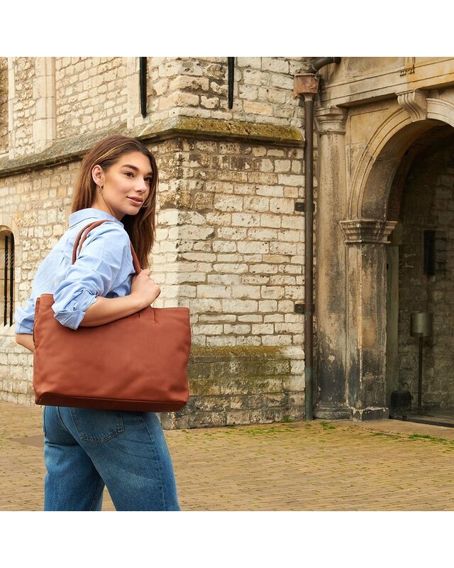 PLEVIER Plevier Antilla Damestas 15.6" COGNAC