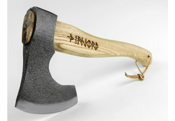 Viktor Vikingbijl (Medium)