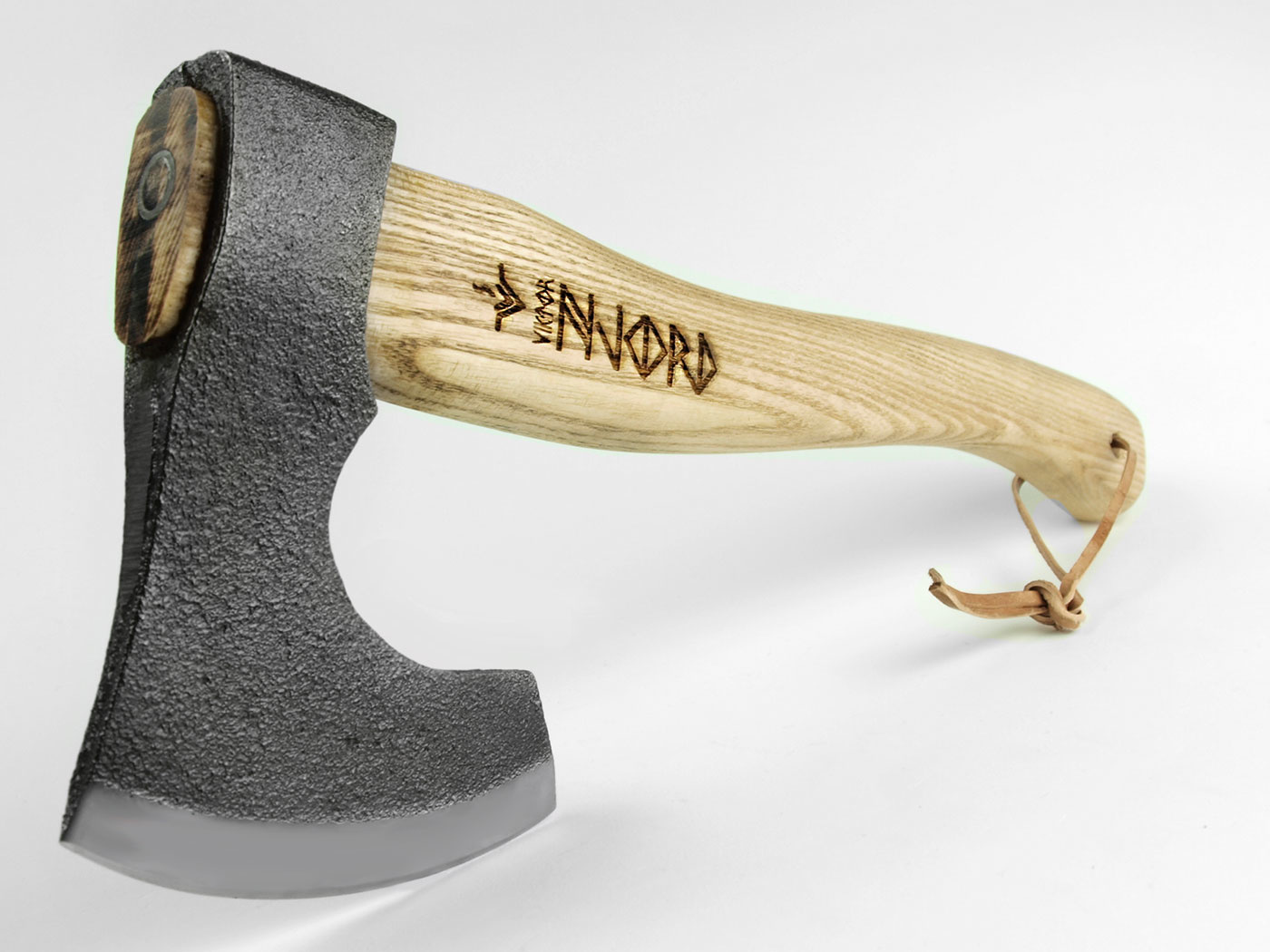 Viktor Vikingbijl (Medium)