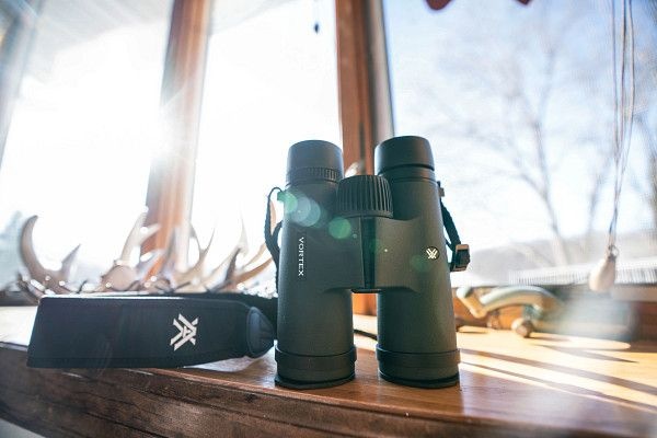 Binocular Triumph HD 10x42