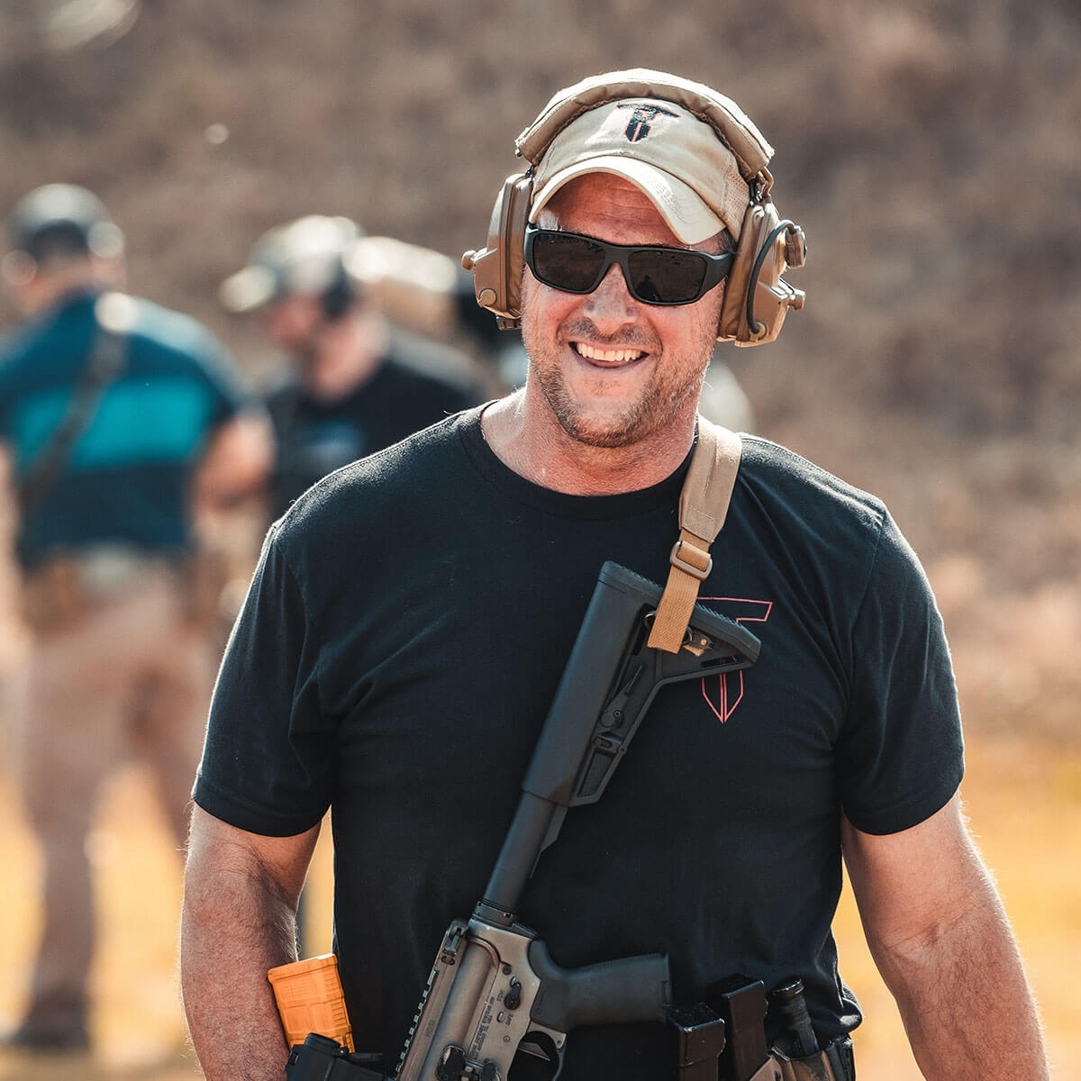 Rift (Black Frame / Gray Lens)