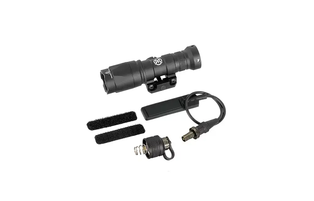 M300A Mini Scout Flashlight (Black)