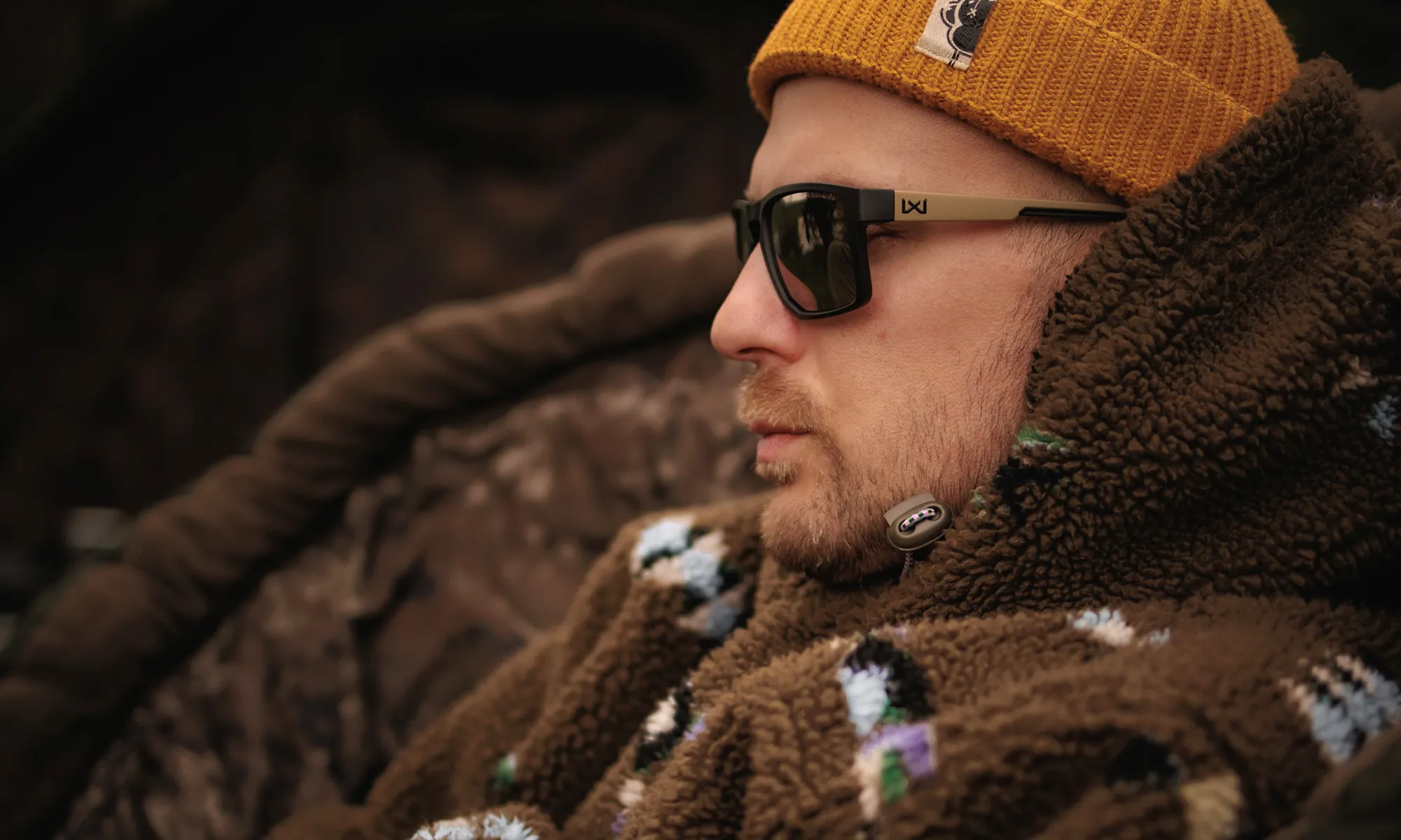 FOUNDER Captivate Tungsten Mirror (Matte Black/Tan)