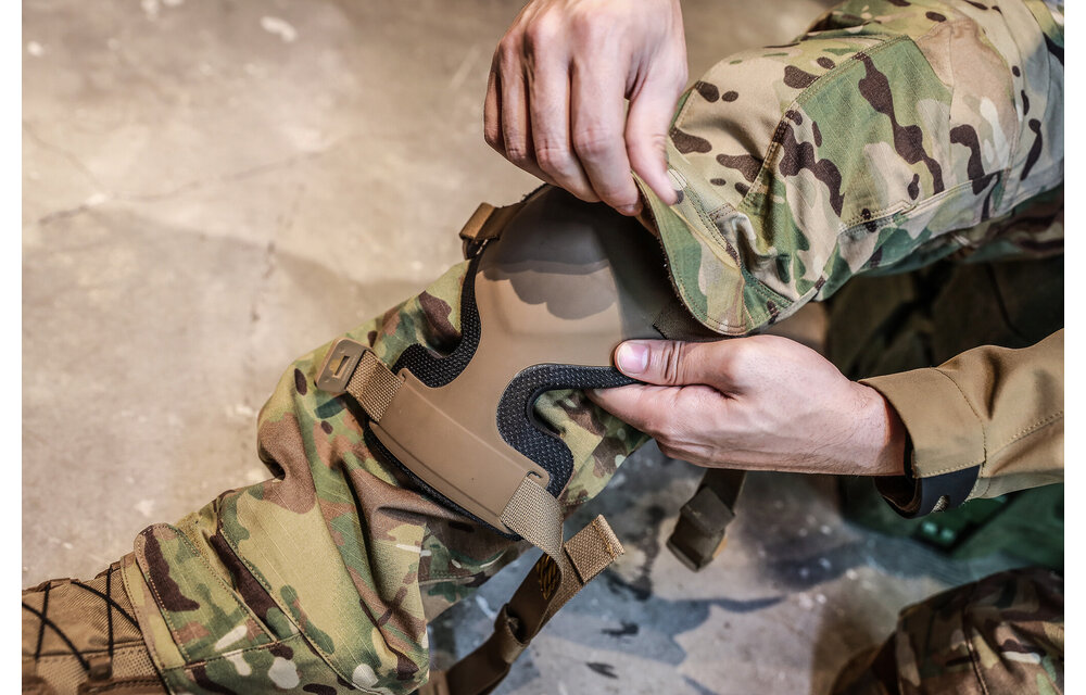 Military Knee Pads (Coyote)