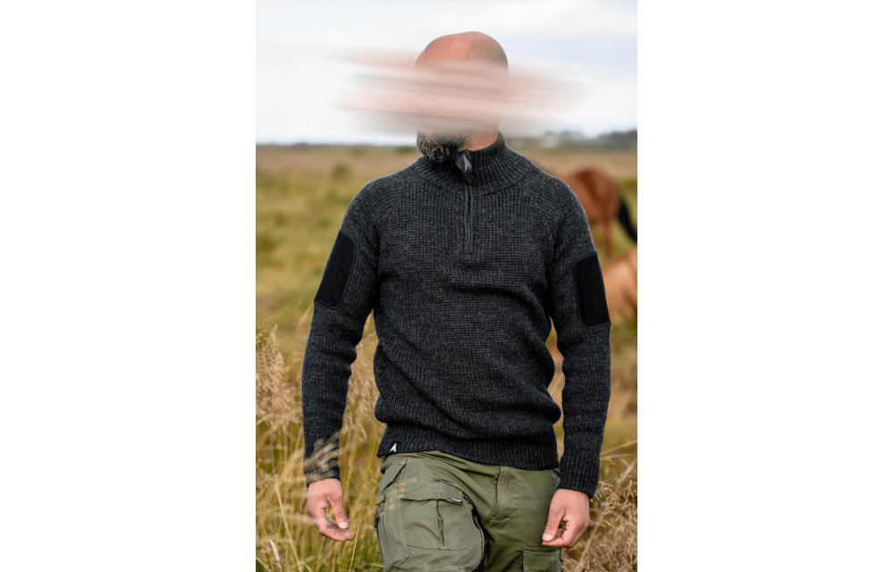 Finnmark Half Zip Sweater (Dark Grey)