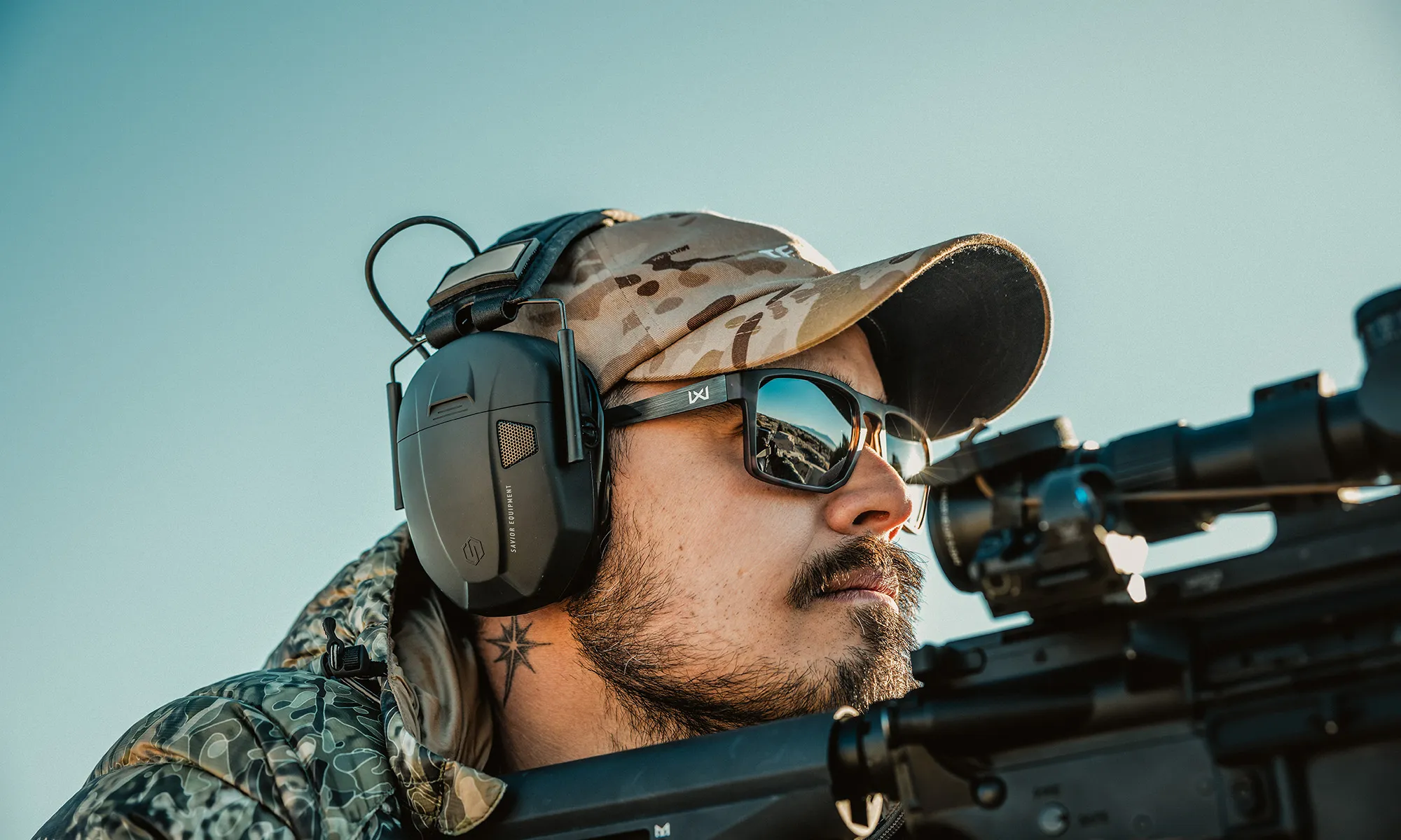 APEX Captivate Polarized Black Mirror (Matte Tortoise Brown)