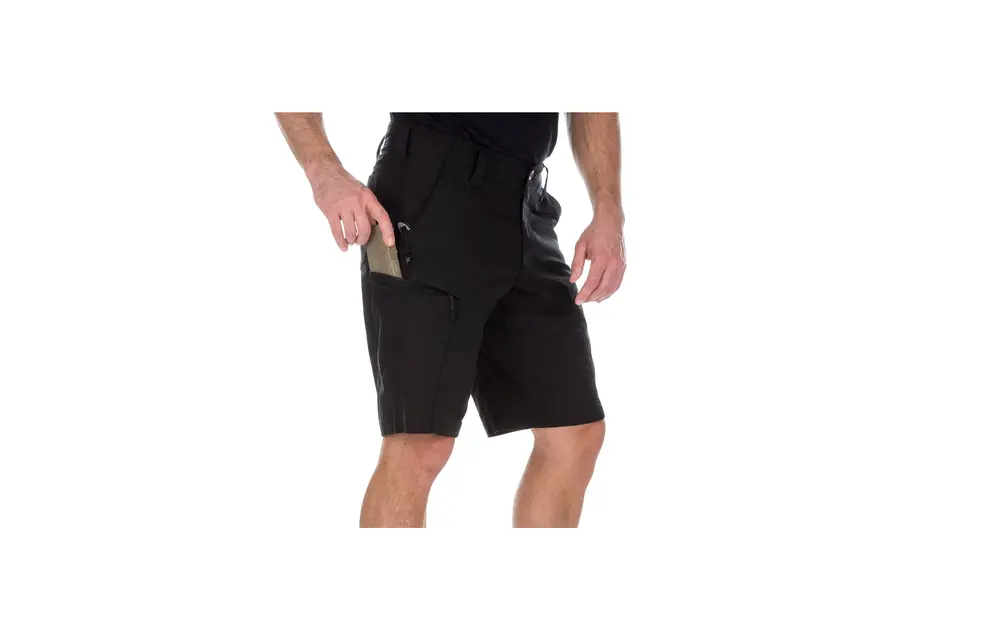 Apex 11" Short (Black)
