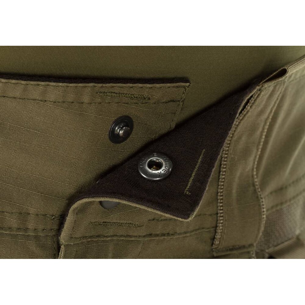 Field Short (RAL7013)