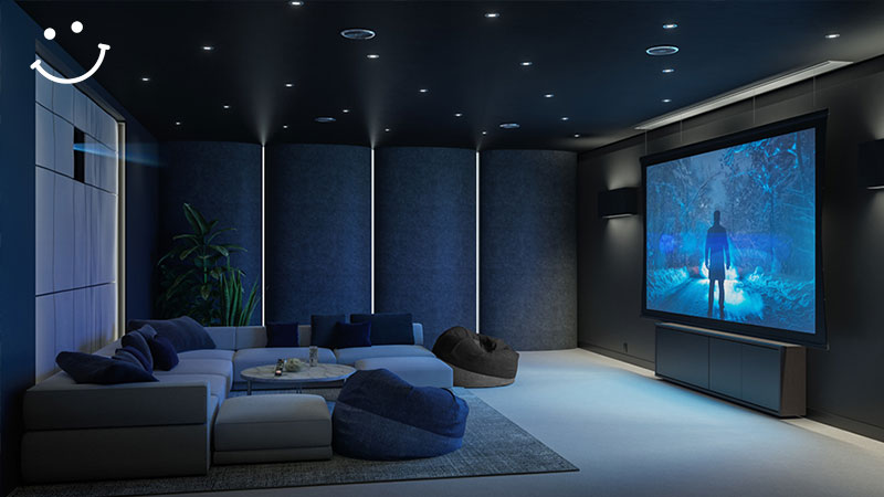 Home cinema opstelling met beamer en projectiescherm